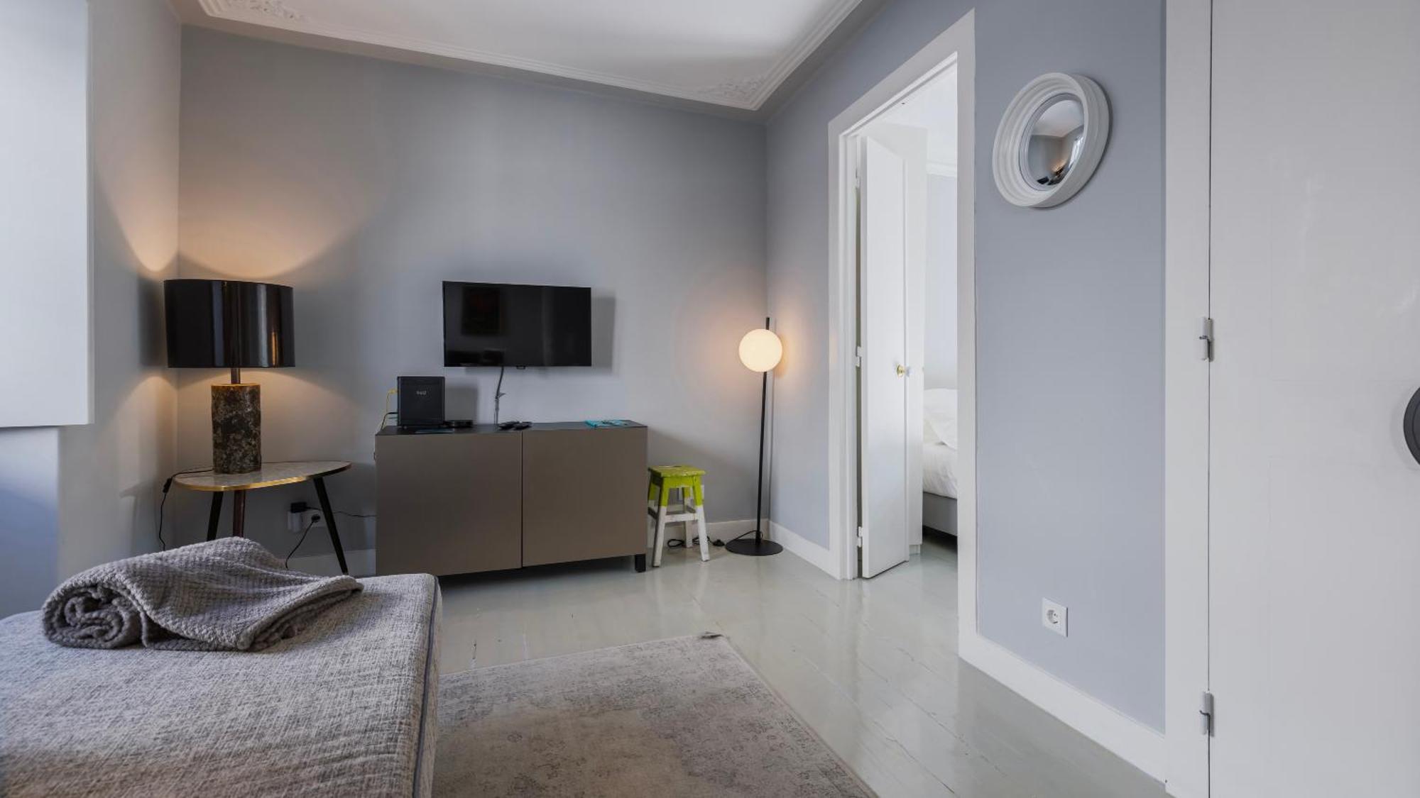 Stylish 1bdr In Bairro Alto By Lovelystay Apartment