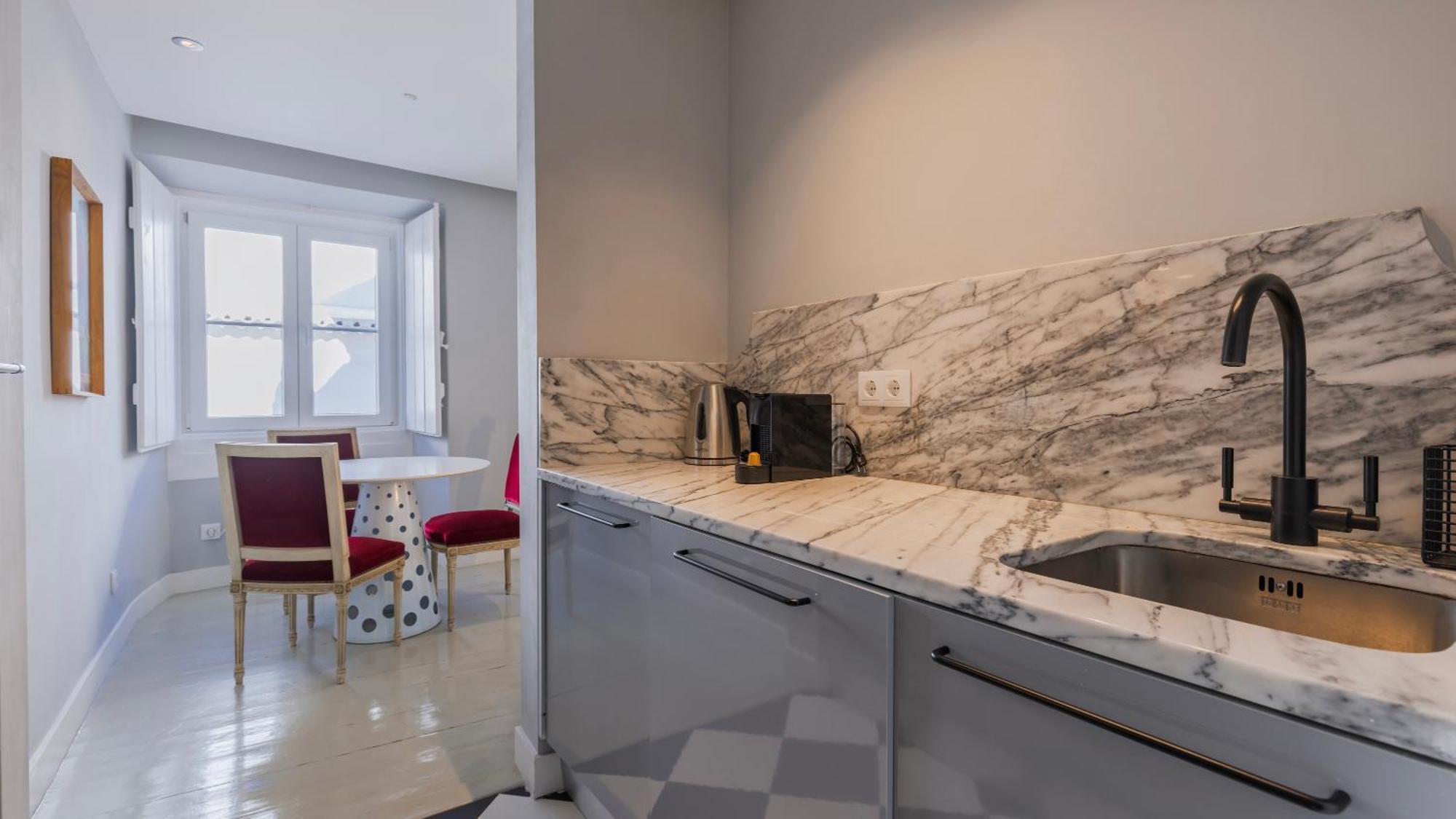 Stylish 1bdr In Bairro Alto By Lovelystay Apartment *